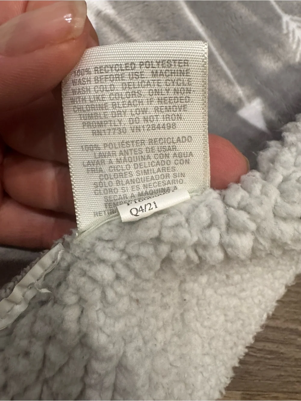Cloud Island Target Gray White Arrows/Sherpa Baby Blanket